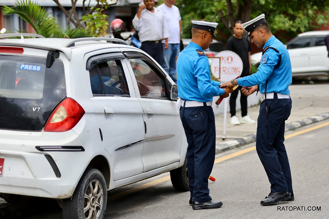 Traffic police singhadurbar -Nepal photo library-10