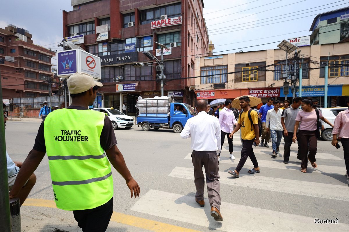 traffic volunteer (7)