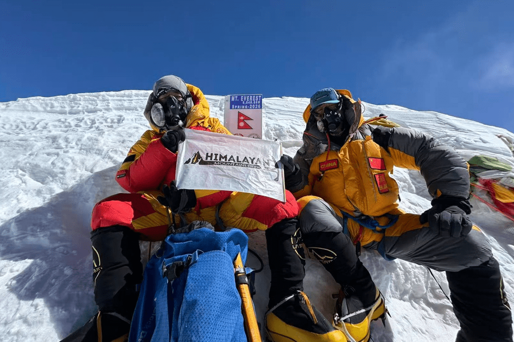   सगरमाथा र लोत्से आरोहण गर्ने पहिलो टोली बन्यो चिनियाँ आरोही सी जुन्जीको टोली