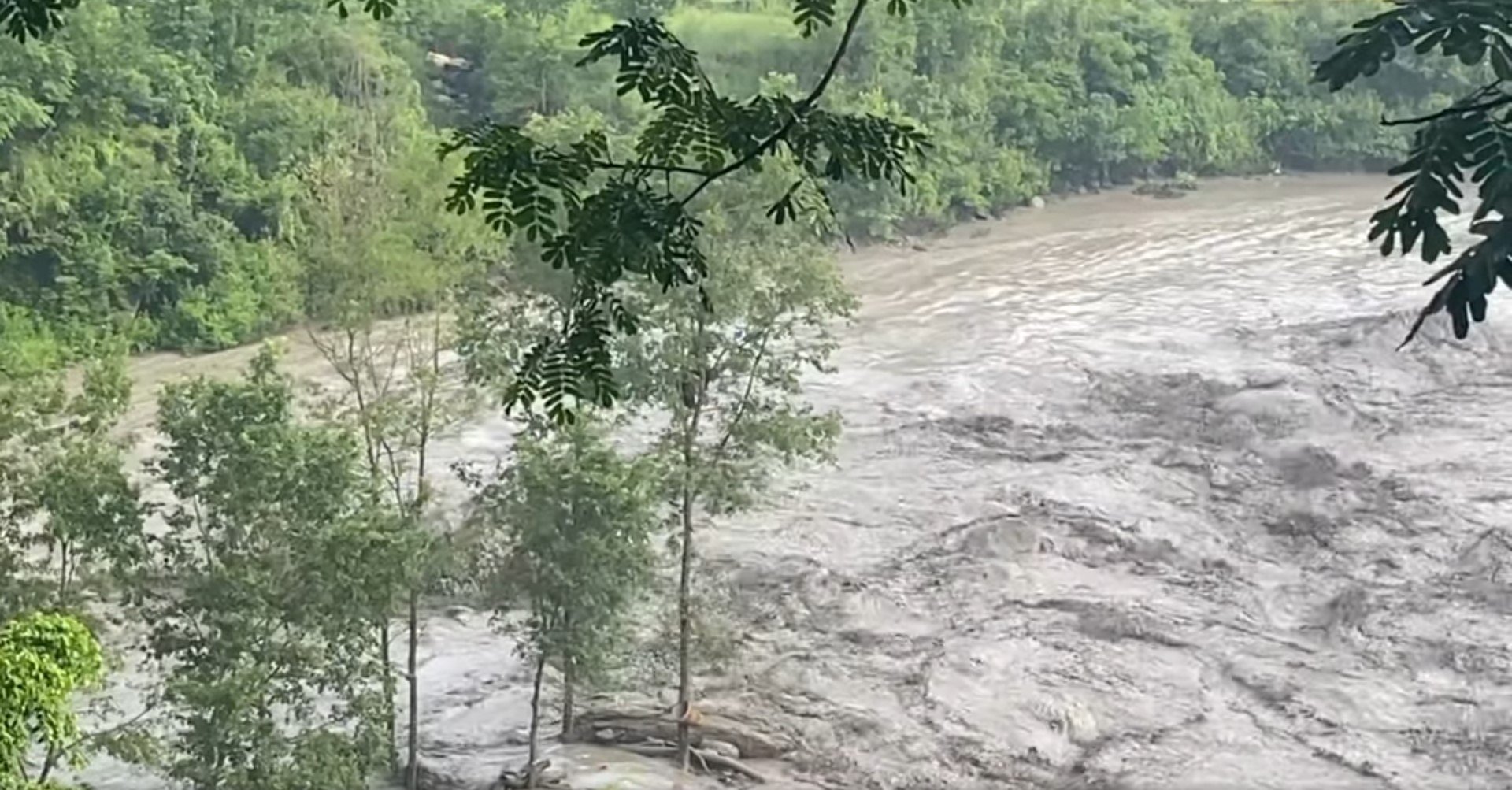   धादिङको त्रिशूली नदीमा २ जनाको शव फेला