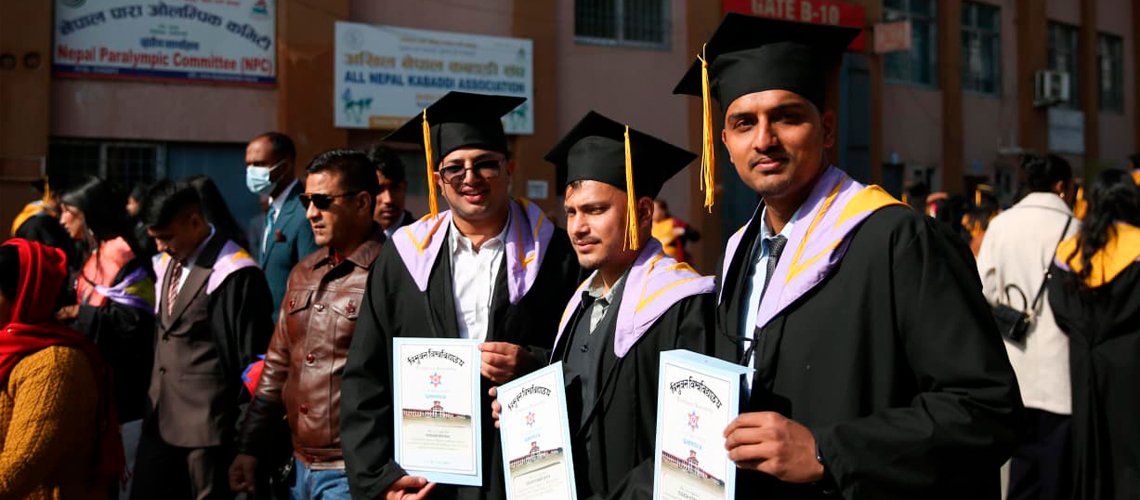 दशरथ रङ्गशालामा त्रिवि दीक्षान्तको रौनक, तस्बिरमा हेर्नुहोस्