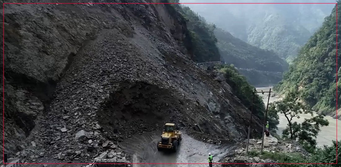   तुइनखोलाको पहिरो हटाउन समय लाग्ने भयो : सडक डिभिजन भरतपुर