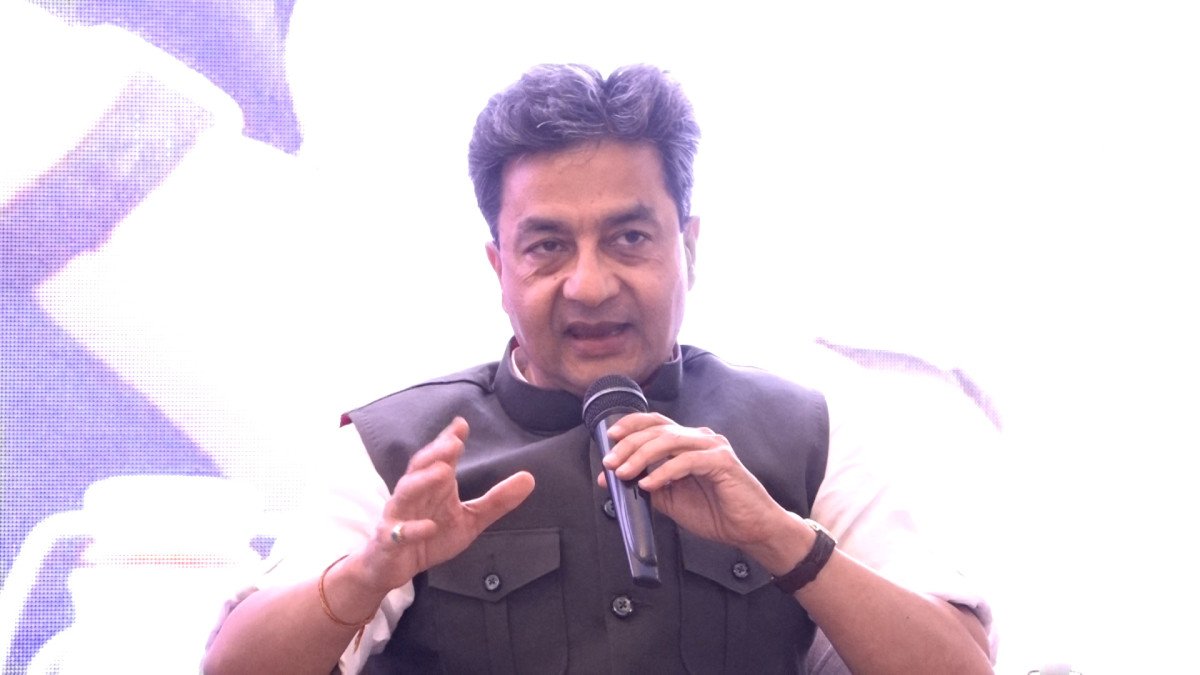 Former Finance Minister States FDI Hinges on Private Sector Confidence