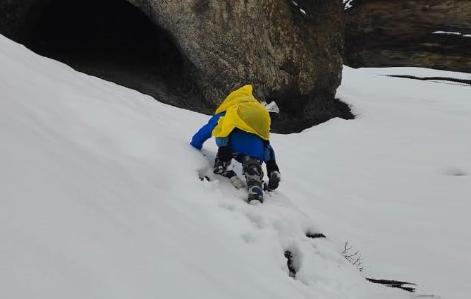   तिलिचो बेस क्याम्पमा फसेका ११ जना आन्तरिक पर्यटकको सफल उद्धार