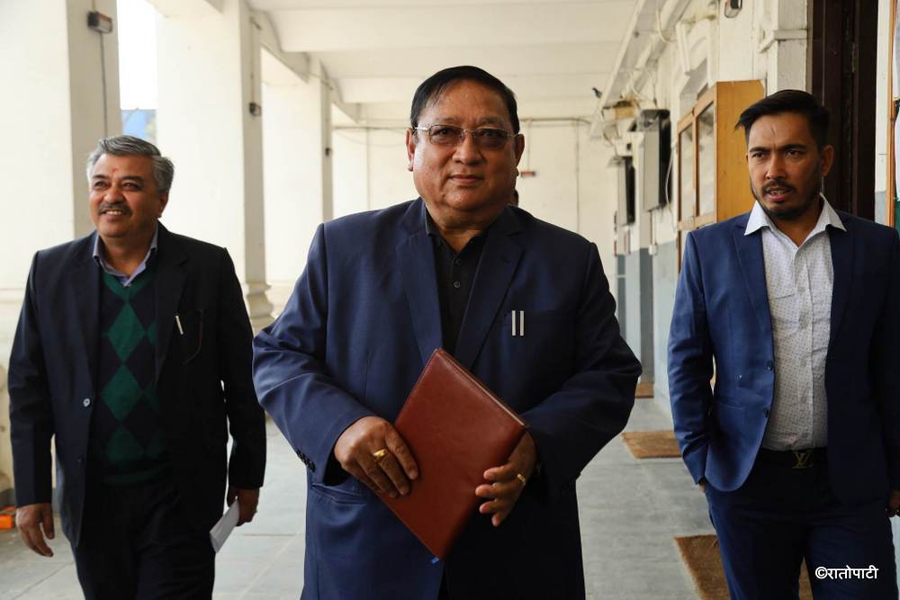 उमेश श्रेष्ठ कांग्रेस काेषाध्यक्षमा मनाेनित