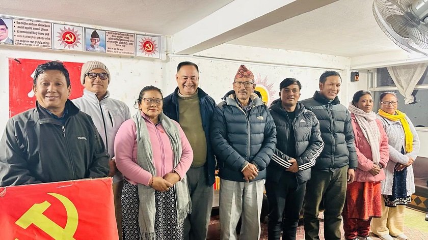   एमाले दोलखाले  गर्‍यो सर्वसम्मत महाधिवेशन प्रतिनिधि चयन
