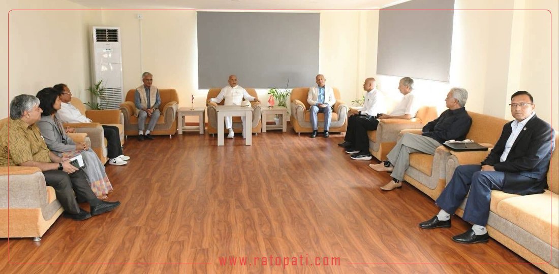 एमाले नीति अध्ययन तथा अनुसन्धान प्रतिष्ठानको जिम्मेवारी हस्तान्तरण