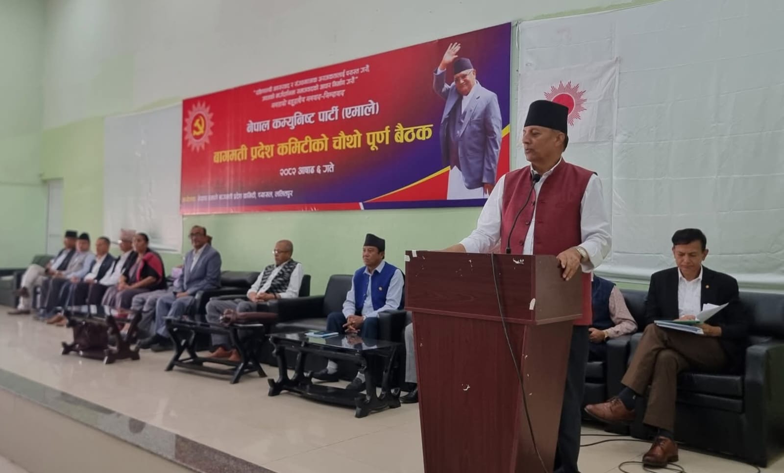 आगामी निर्वाचनमा एमालेको एकल बहुमत आउने गरी तयारीमा लागौँ : अध्यक्ष ढुङ्गेल