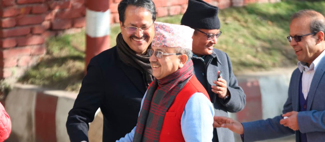   कांग्रेस कार्यसम्पादन समिति बैठकका लागि सानेपा पुगे नेताहरू (तस्बिर)