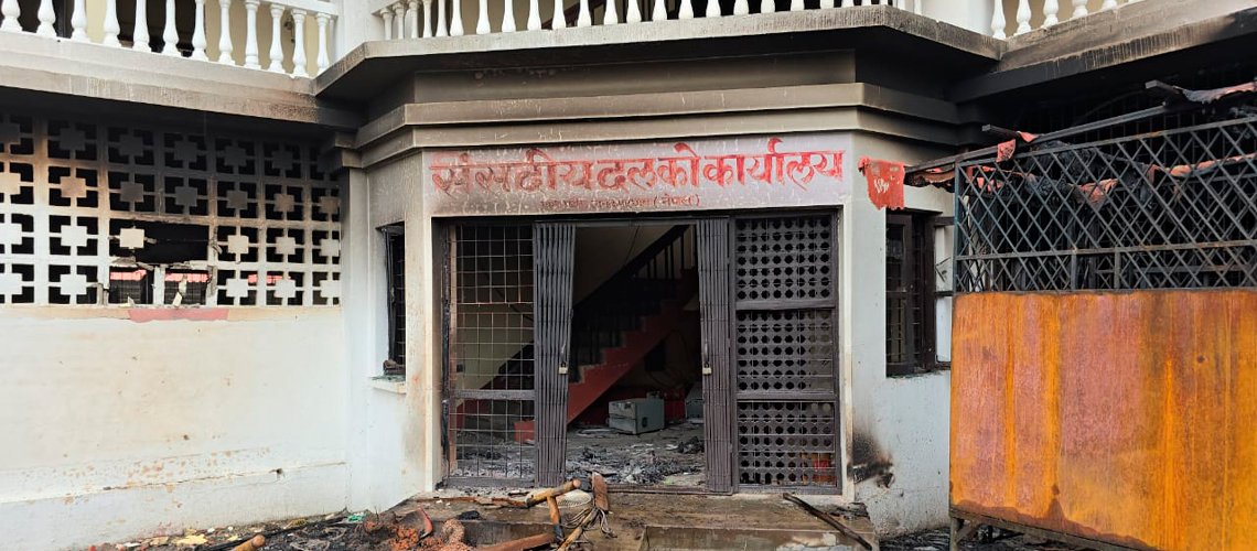   मधेस प्रदेश सभामा करिब ३० करोड बराबरको क्षति (फोटोफिचर)