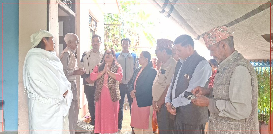 परम्परा तोड्दै देवी खत्रीले गरिन् आफ्नै सासूको अन्त्येष्टि