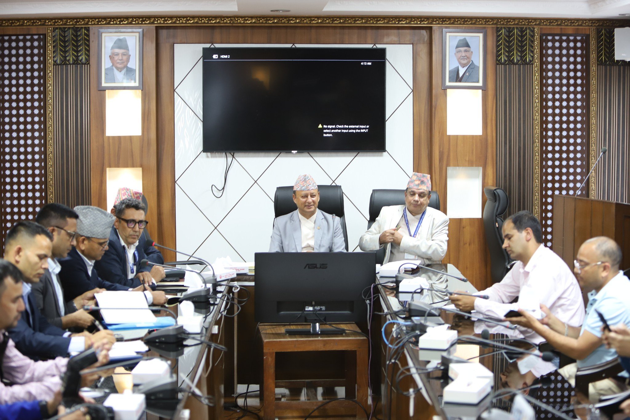 बंगलादेशसँगको विद्युत् व्यापारमा कुनै आर्थिक जोखिम छैन : ऊर्जामन्त्री खड्का