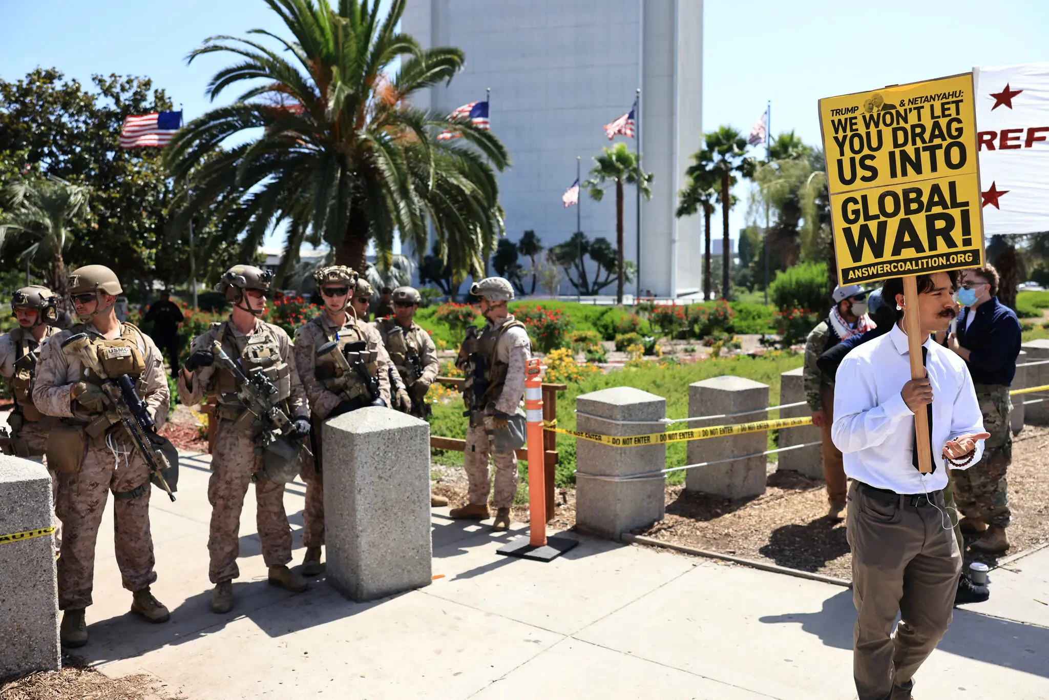 us protest against iran war (8)