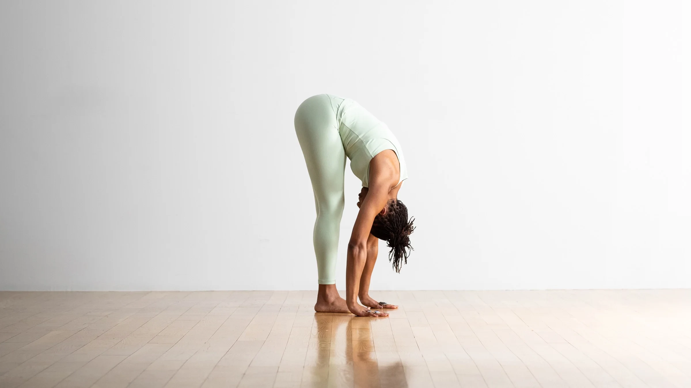 Uttanasana-Pose_Andrew-Clark_2400x1350