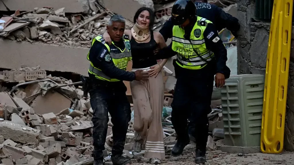 Venezuela Hit by Two Powerful Earthquakes, Magnitude 7.5
