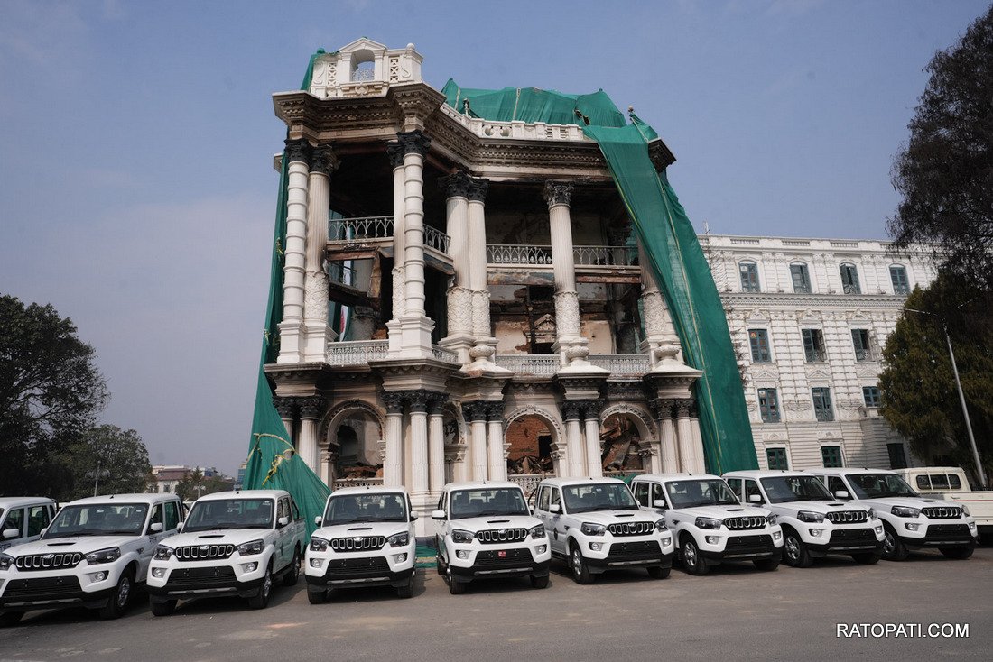 Vehicle-Singhadurbar- Nepal photo library-05