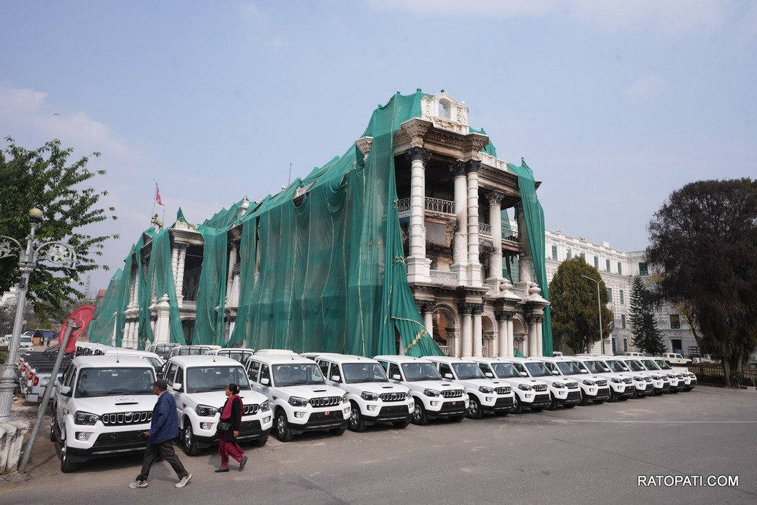 Vehicle-Singhadurbar- Nepal photo library-07