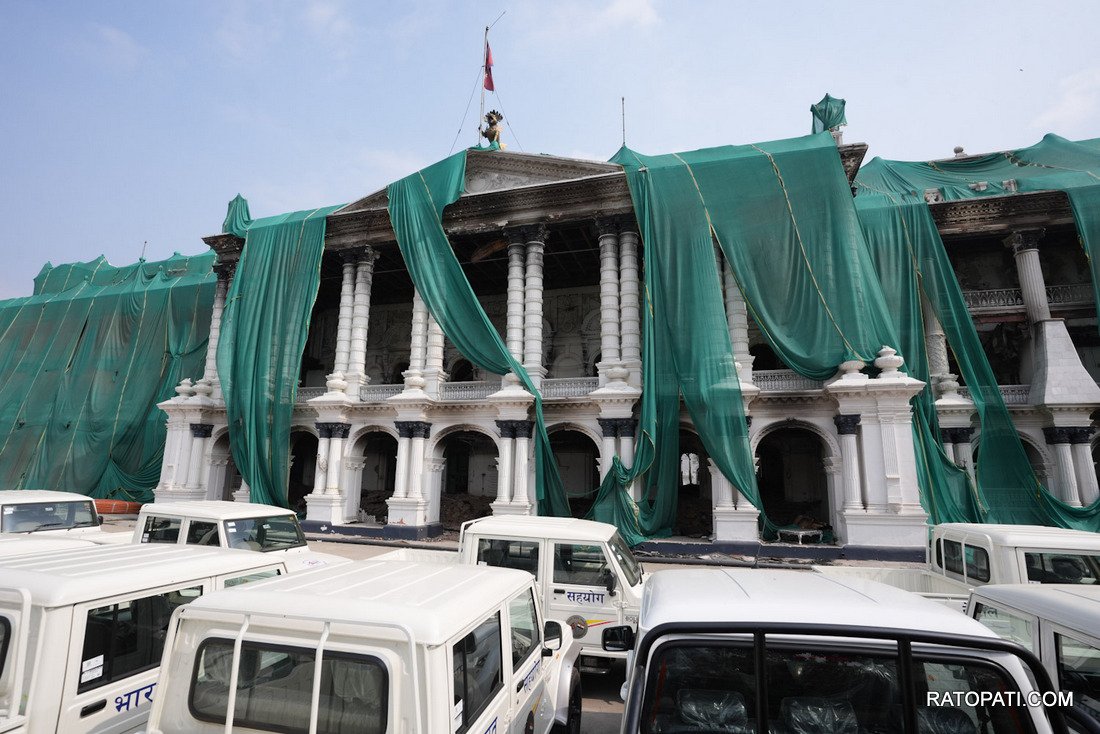 Vehicle-Singhadurbar- Nepal photo library-14