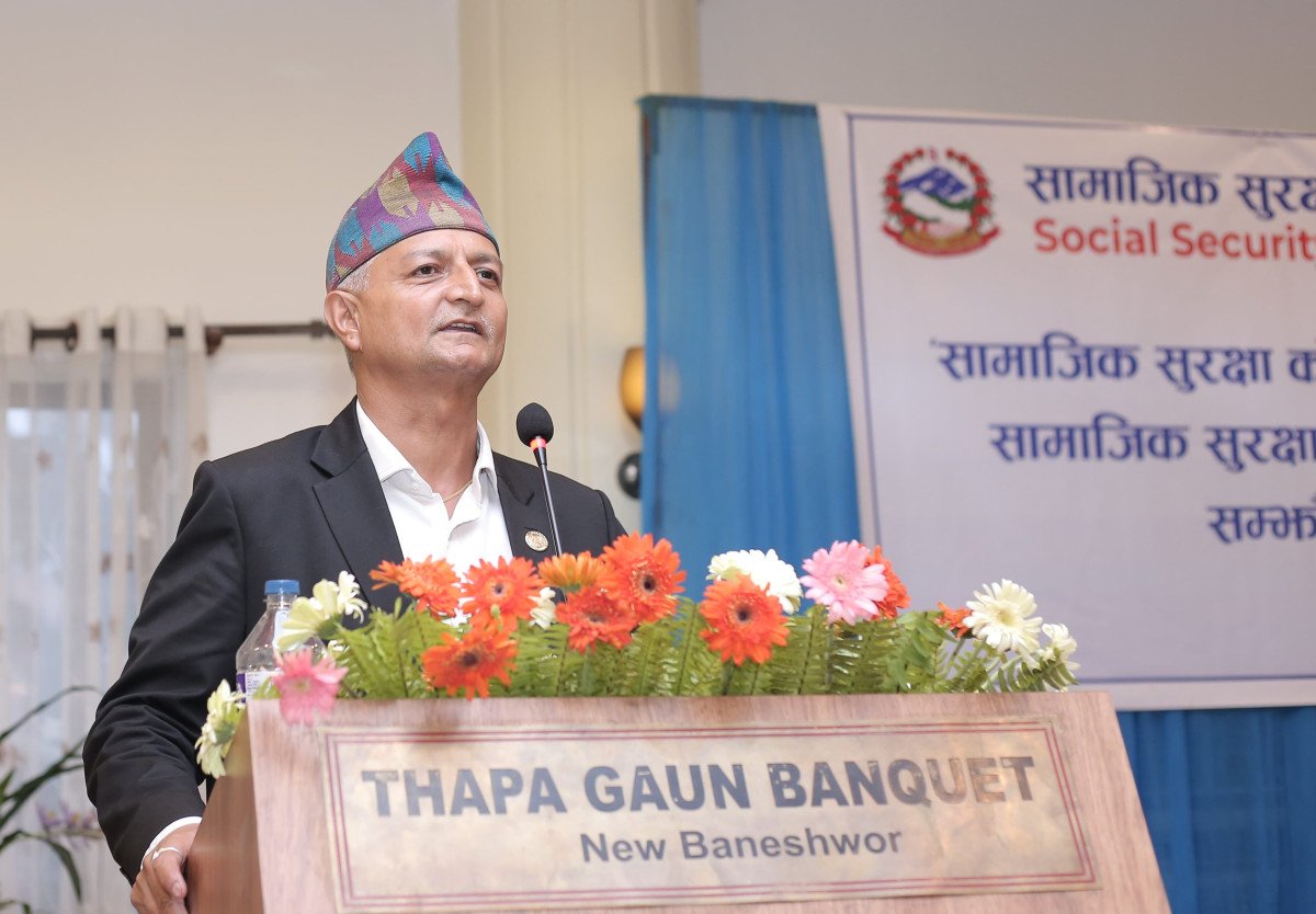   ‘संविधानमा ‘समाजवाद’ लेखिएको छ तर शिक्षा र स्वास्थ्य निजी क्षेत्रको नियन्त्रणमा छ’