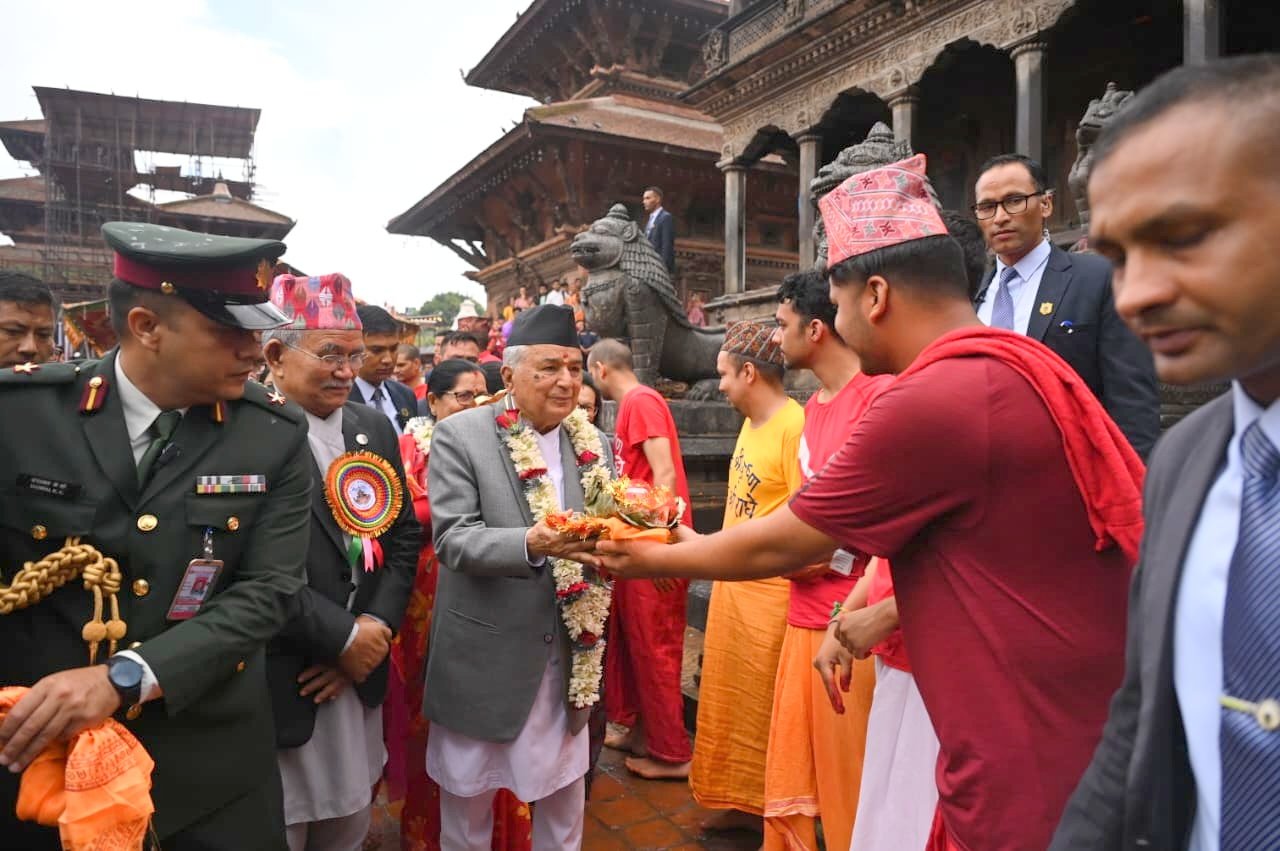   राष्ट्रपतिद्वारा कृष्ण मन्दिरमा पूजा आराधना