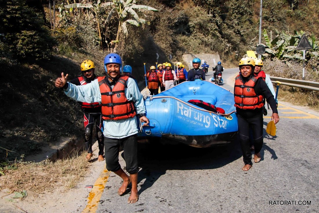 Winter rafting_Bhotekoshi_Nepal Photo Library14