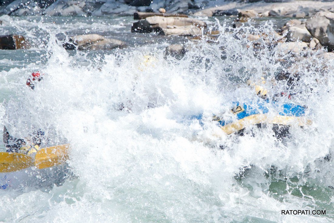 Winter rafting_Bhotekoshi_Nepal Photo Library5
