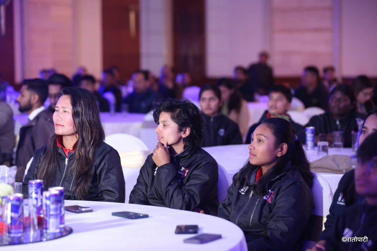 women cricket jarsi (6)