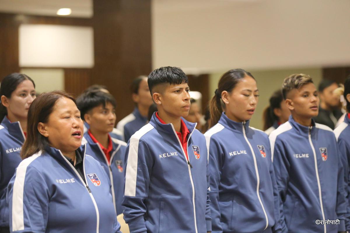 women footballt team (18)