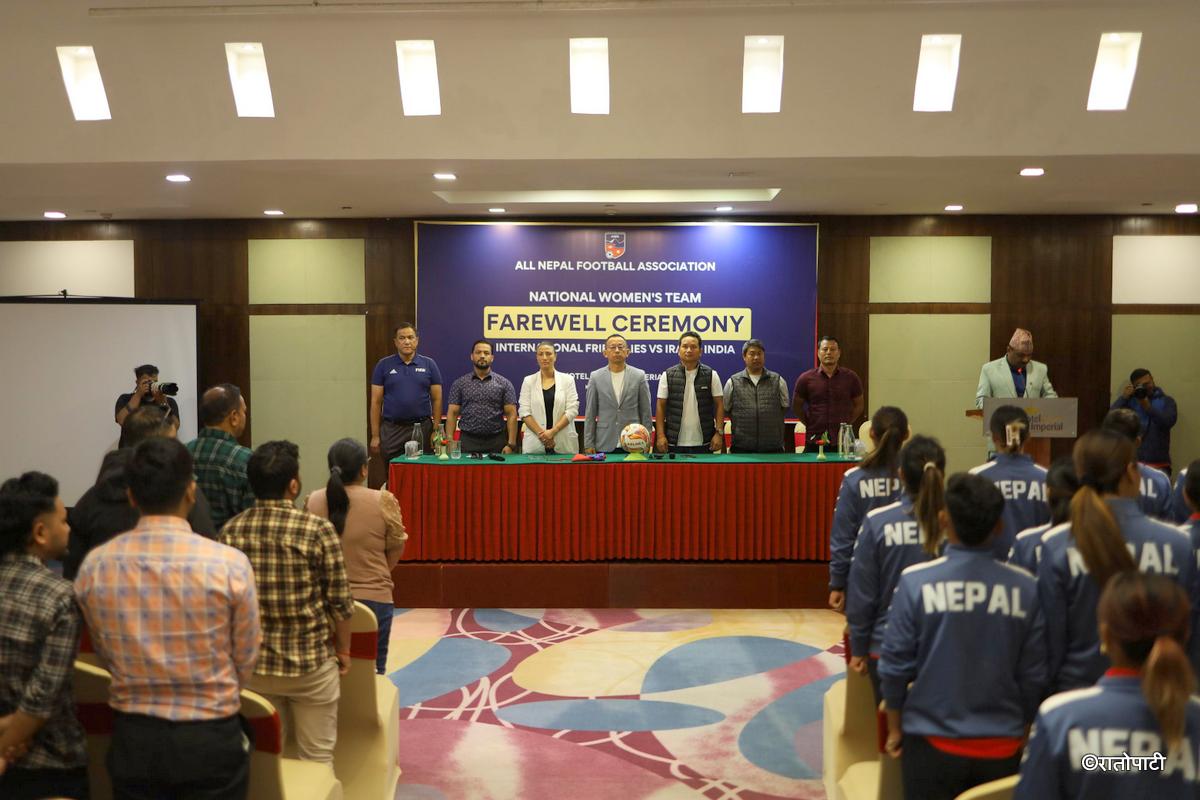 women footballt team (3)