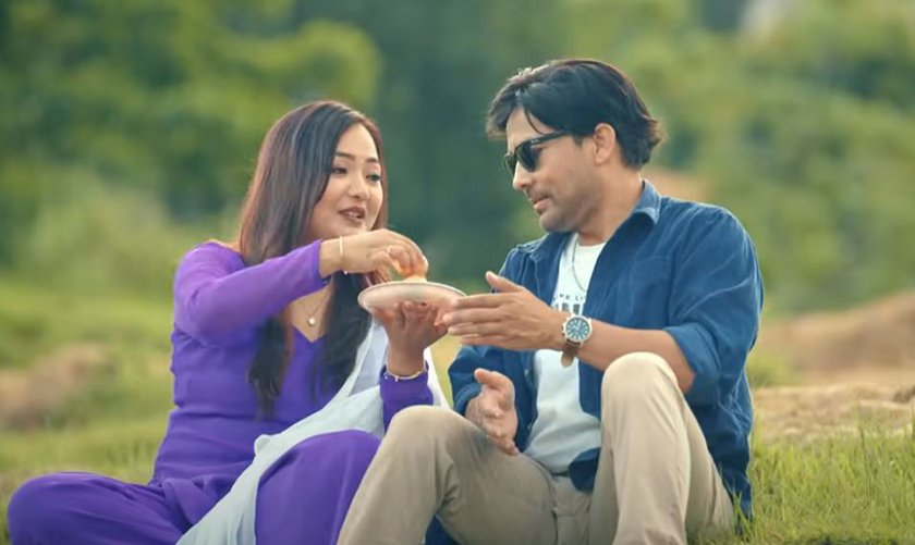 यश कुमारले ल्याए स्मिता प्रधानको स्वरमा ‘हल्का हल्का’