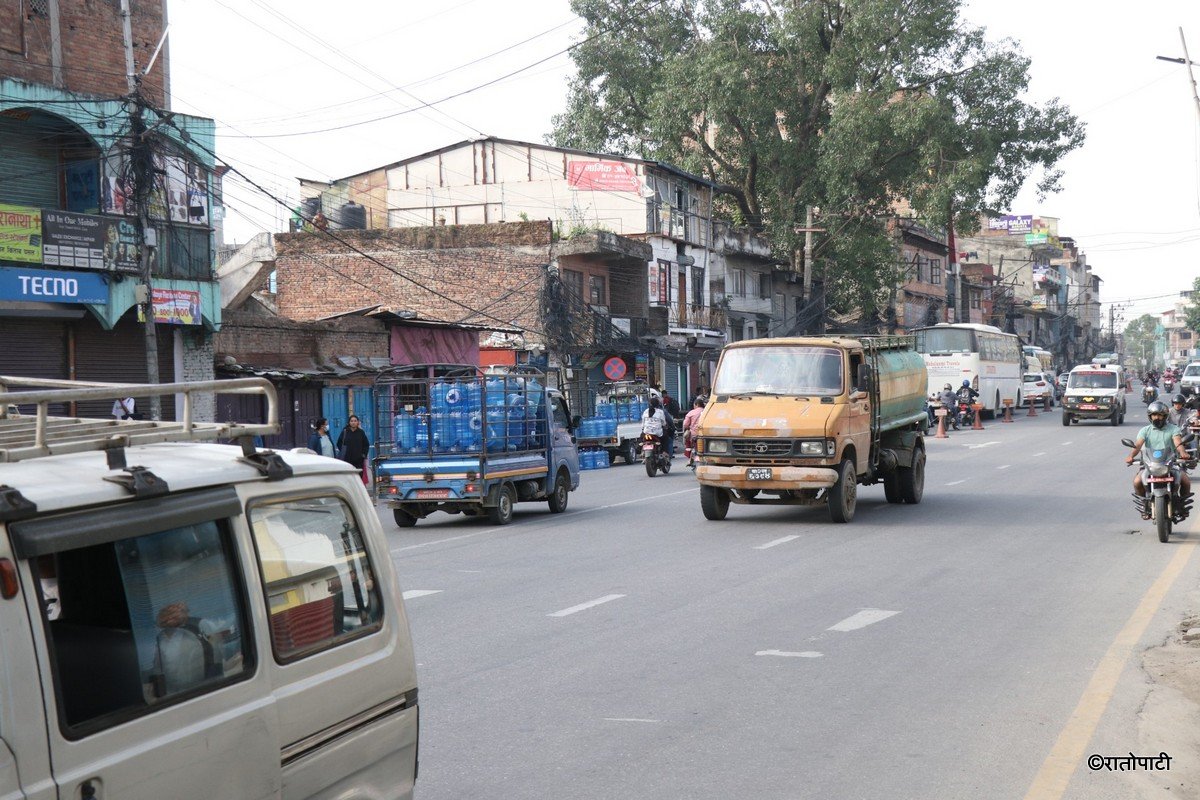 yatayat banda (2)