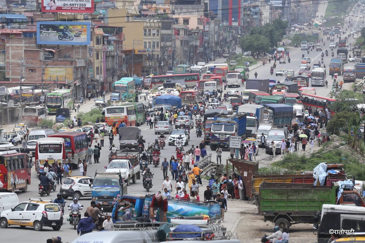   चाडपर्वमा सार्वजनिक यातायातमा बढी भाडा लिए वा कालोबजारी गरे कडा कारबाही हुने