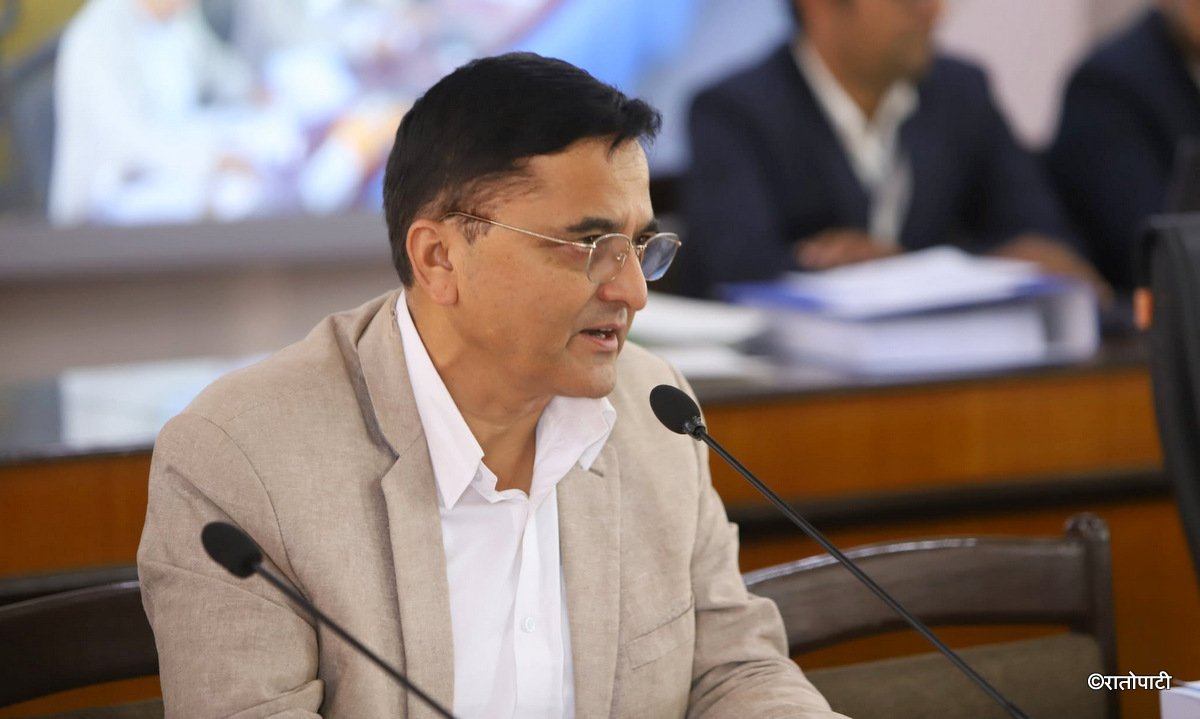   राजनीतिक दलहरूको विषयलाई पनि महालेखाभित्र ल्याउनुपर्छ : योगेश भट्टराई