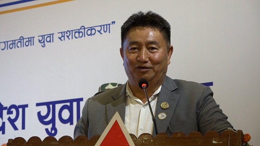 युवाका मुद्दा समेट्न नसक्ने नेतृत्वले विकास र समृद्धिको दिशा निर्देश गर्न सक्दैन : मुख्यमन्त्री लामा