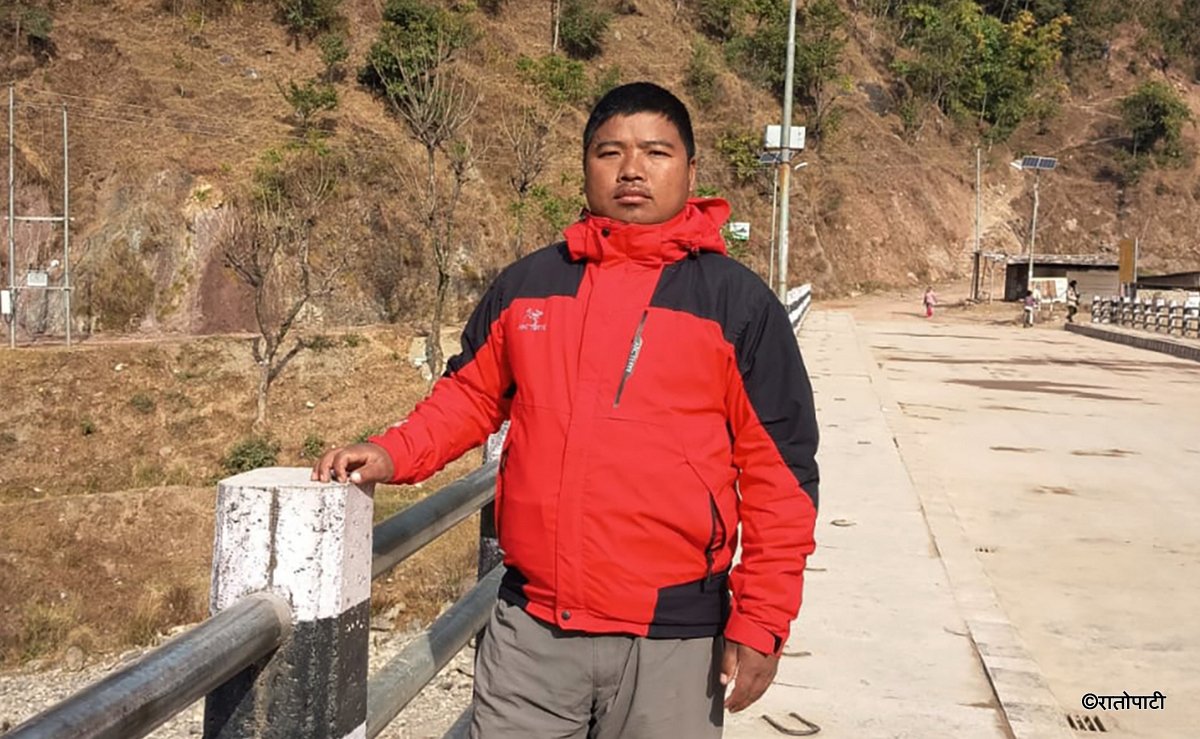 धिरेन्द्र घर्ती मगर